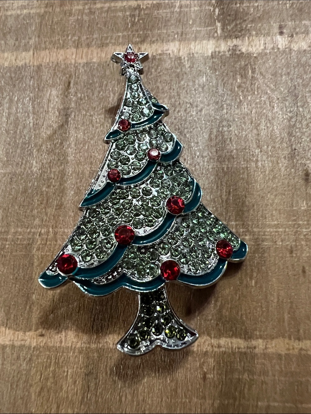 3/$18 Holiday Green Crystal Christmas Tree Brooch with Red Accents Lot 6057
